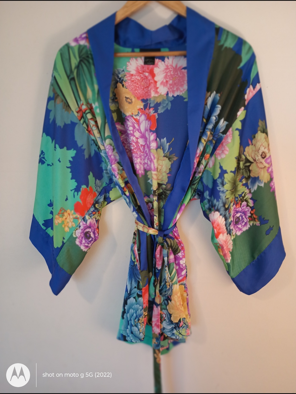 Natori Blue Floral Kimono Robe with Tie Size S